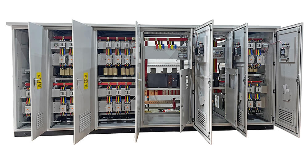 Mặt thiết bị Tủ điện phân phối tổng MSB 5000A có ngăn tụ bù cuộn kháng 1400KVar